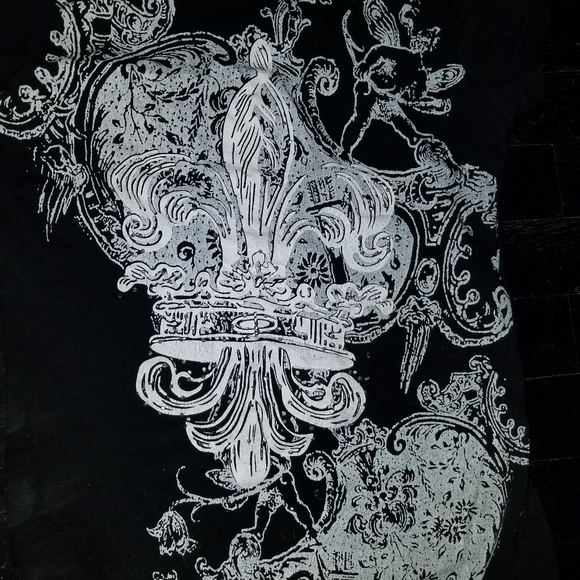 Tops - Picture 2 of 2